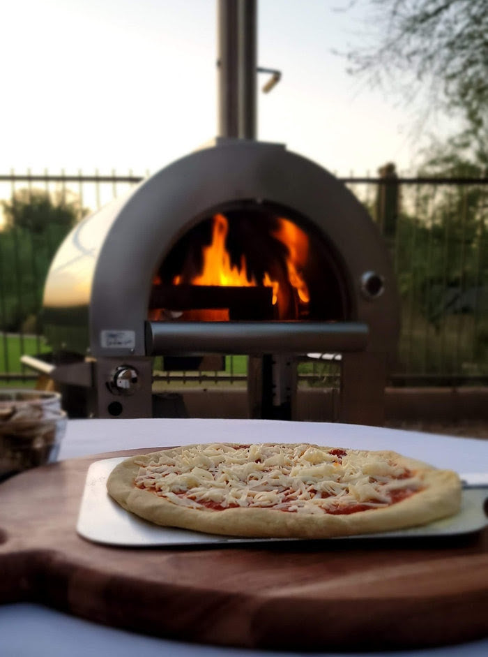 Kokomo 32” Outdoor Wood-Fired Freestanding Pizza Oven & Stand
