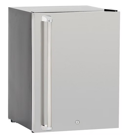 The Kokomo Grills Fridge Door Sleeve by Kokomo Grills features a stainless steel, smooth-surfaced, modern design with a left vertical handle and small bottom lock for mini fridges. The Pro-Series sleeve adds a minimalistic style to your fridge.