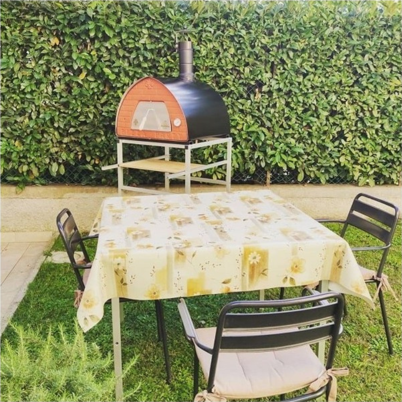Pizza Party 70 x 70cm "Gunmetal" Countertop Wood-Fired Pizza Oven
