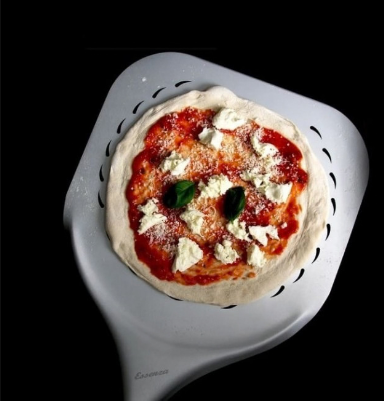 Pizza Party Essenza Aluminum Perforated Pizza Peel 34cm (13”): Lightweight and Flexible