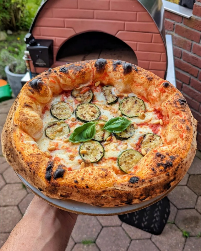 Pizza Party Outdoor 70 x 70cm Bollore "GUNMETAL" Floor (60 x 60cm) Freestanding Multi-Fuel Pizza Oven