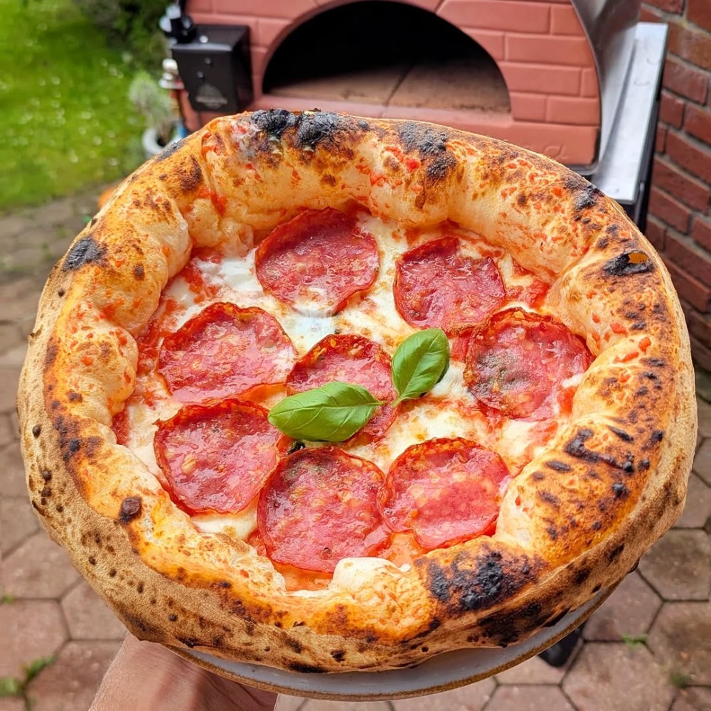 Pizza Party Outdoor 70 x 70cm Bollore "GUNMETAL" Floor (60 x 60cm) Freestanding Multi-Fuel Pizza Oven